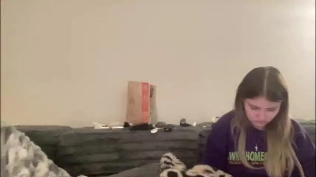 Image 7 of skiimaskabby Stream on Chaturbate on 10 days ago