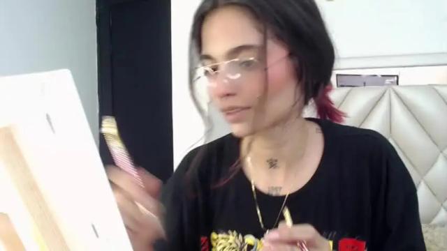 Image 8 of skinny__lisa Stream on Chaturbate on 18 months ago