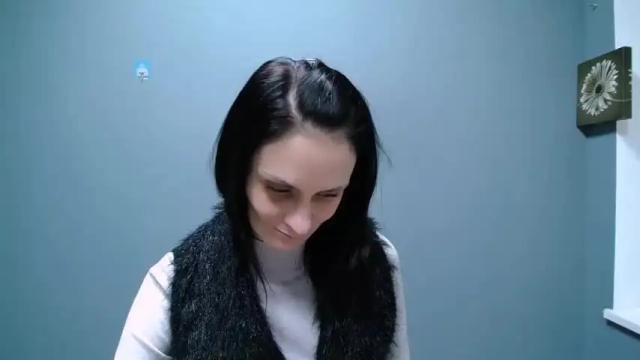 Image 12 of skinny_abbi Stream on Chaturbate on 15 months ago