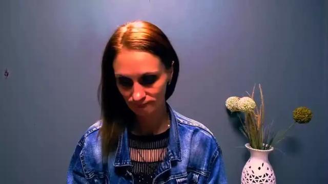 Image 10 of skinny_abbi Stream on Chaturbate on 13 months ago