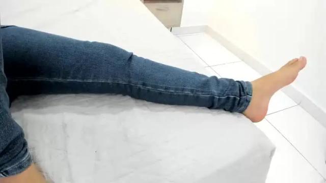 Thumbnail 3, skinny_analia's Stream at Chaturbate, 16 months ago