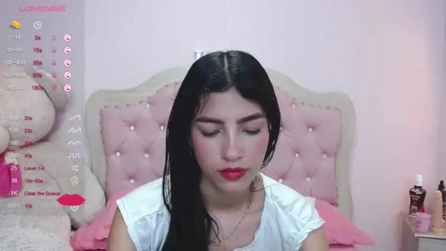 Image 12 of skinny_hailey Stream on Chaturbate on 13 months ago