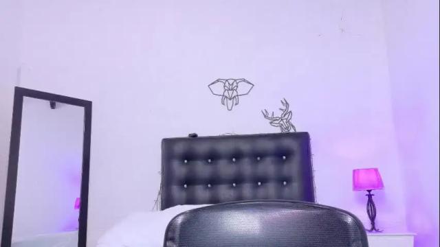 Image 8 of skinny_hottie18 Stream on Chaturbate on 21 days ago