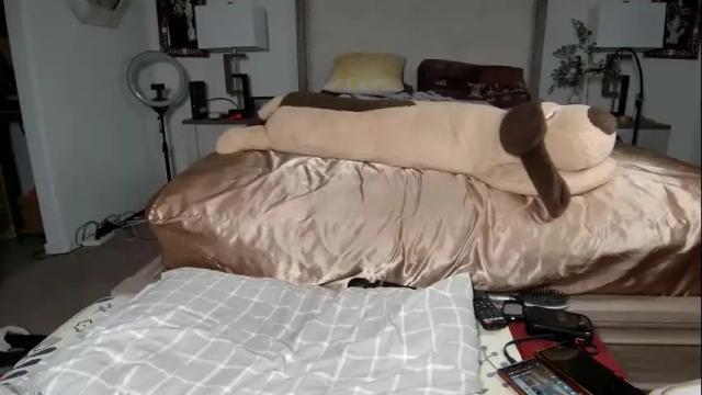 Image 4 of skinnyasianmilf Stream on Chaturbate on 1 month ago