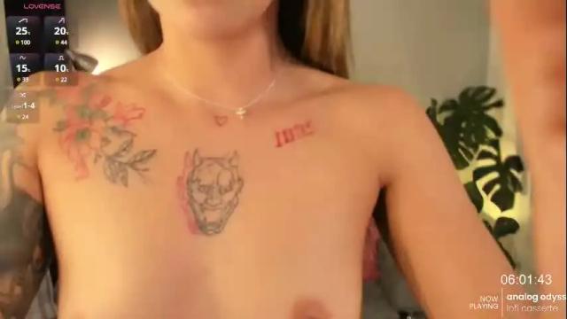 Image 10 of skinnyflower Stream on Chaturbate on 3 months ago