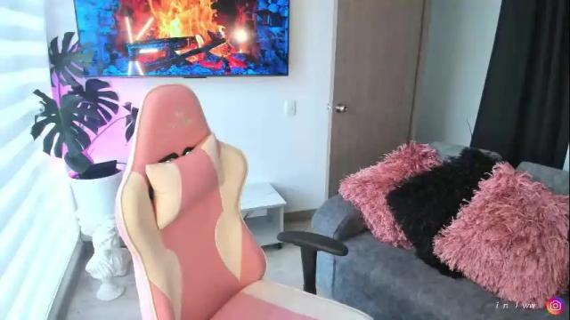 Thumbnail 1, skinnyflower's Stream at Chaturbate, 1 month ago