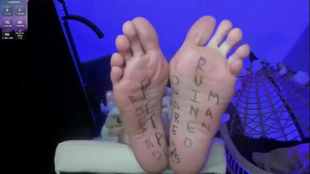 Image 4 of skinnygirl019 Stream on Chaturbate on 1 month ago
