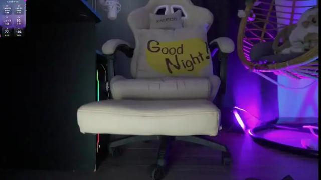 Image 4 of skinnygirl019 Stream on Chaturbate on 17 days ago