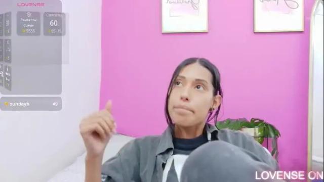 Image 7 of skinnyneighbour_ Stream on Chaturbate on 1 month ago