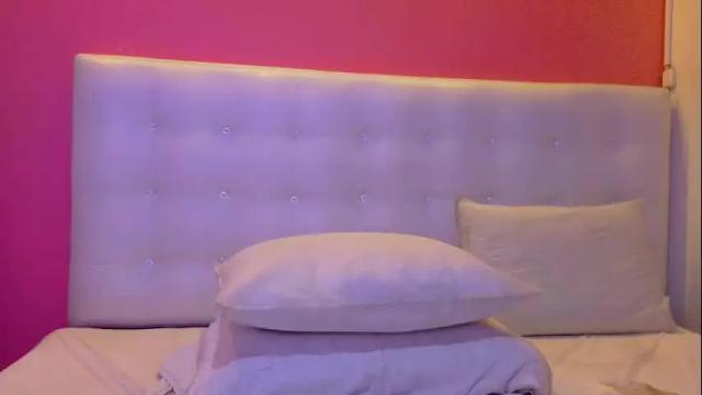 Image 12 of skinnyneighbour_ Stream on Chaturbate on 1 month ago