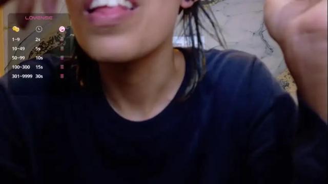 Image 4 of skinnyneighbour_ Stream on Chaturbate on 1 month ago