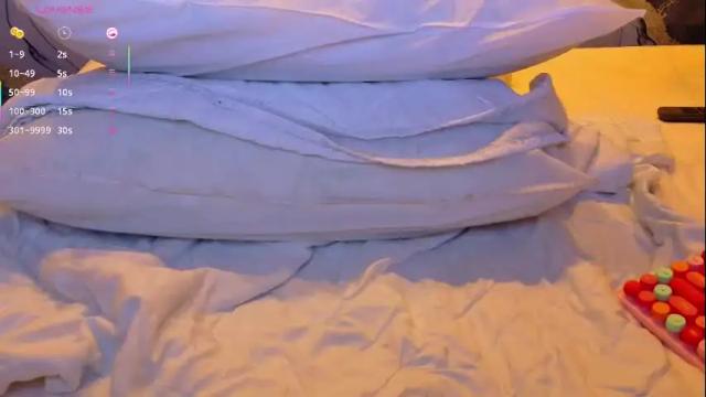 Image 7 of skinnyneighbour_ Stream on Chaturbate on 25 days ago