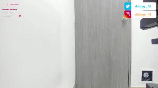 Image 7 of skinnyy_16 Stream on Chaturbate on 2 months ago