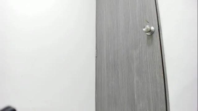 Image 7 of skinnyy_16 Stream on Chaturbate on 2 months ago