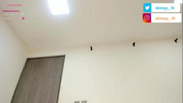 Image 11 of skinnyy_16 Stream on Chaturbate on 1 month ago