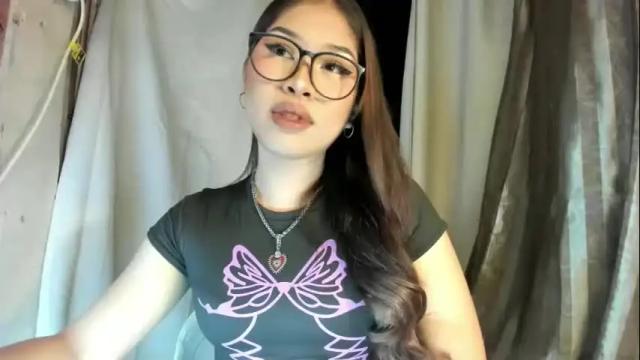 Image 8 of sky_fox_sweetxx Stream on Chaturbate on 12 days ago
