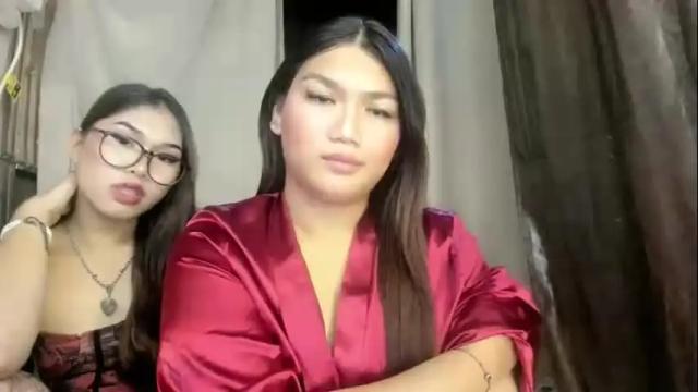 Image 11 of sky_fox_sweetxx Stream on Chaturbate on 2 days ago