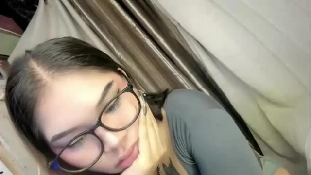 Image 6 of sky_fox_sweetxx Stream on Chaturbate on 28 days ago