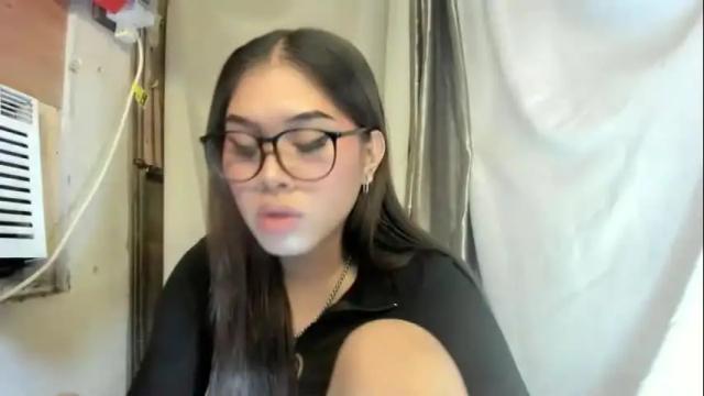 Image 11 of sky_fox_sweetxx Stream on Chaturbate on 26 days ago