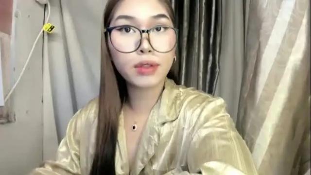 Image 12 of sky_fox_sweetxx Stream on Chaturbate on 15 days ago