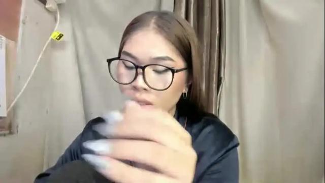 Image 7 of sky_fox_sweetxx Stream on Chaturbate on 13 days ago
