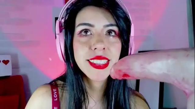 Image 3 of sky_girl1 Stream on Chaturbate on 1 month ago