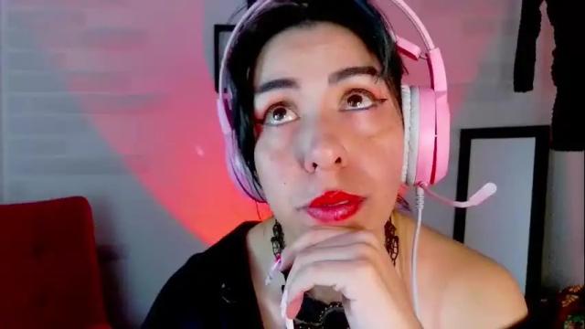 Image 11 of sky_girl1 Stream on Chaturbate on 19 days ago