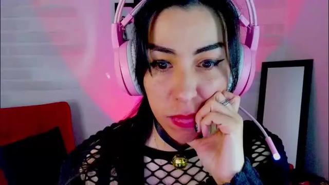 Image 3 of sky_girl1 Stream on Chaturbate on 10 days ago