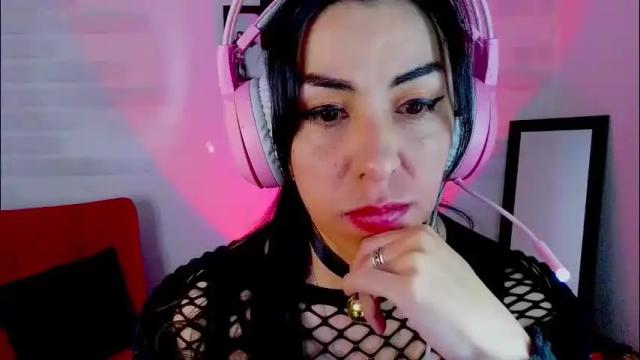 Image 4 of sky_girl1 Stream on Chaturbate on 10 days ago