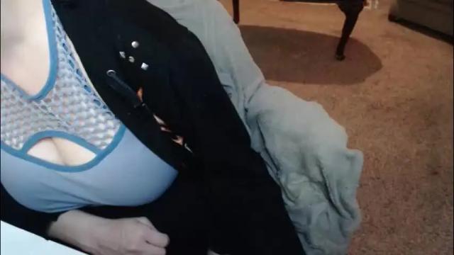 Image 12 of skyblu1 Stream on Chaturbate on 10 days ago