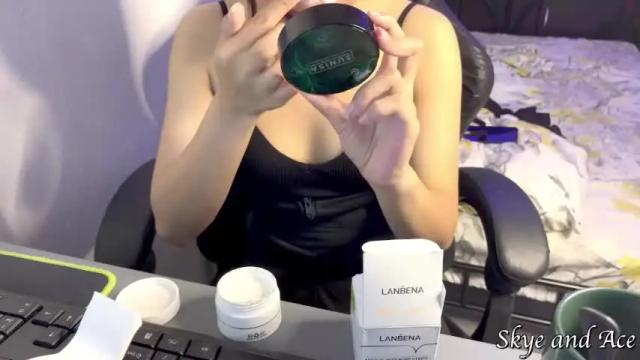 Image 3 of skye16484 Stream on Chaturbate on 17 months ago