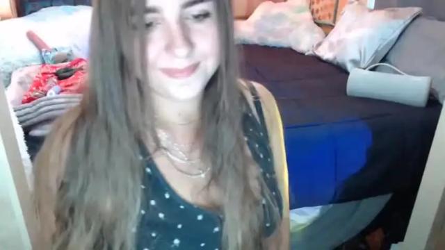 Image 2 of skye3dogs3 Stream on Chaturbate on 21 months ago