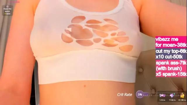 Image 3 of skye_shy Stream on Chaturbate on 7 months ago