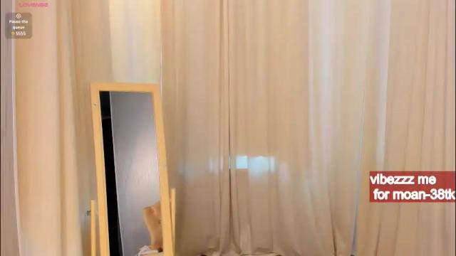 Image 12 of skye_shy Stream on Chaturbate on 5 months ago