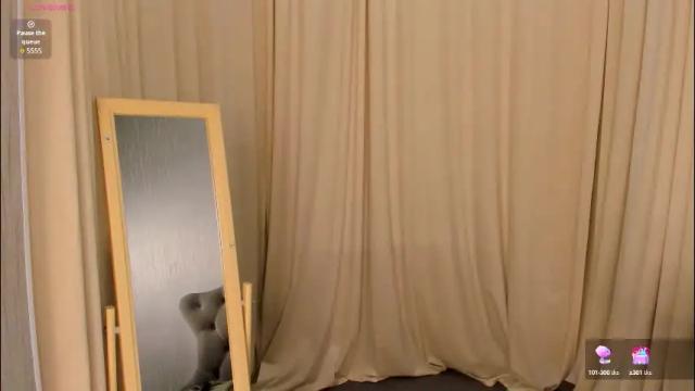 Image 7 of skye_shy Stream on Chaturbate on 4 months ago