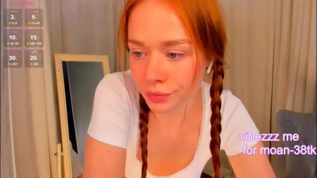 Image 2 of skye_shy Stream on Chaturbate on 4 months ago