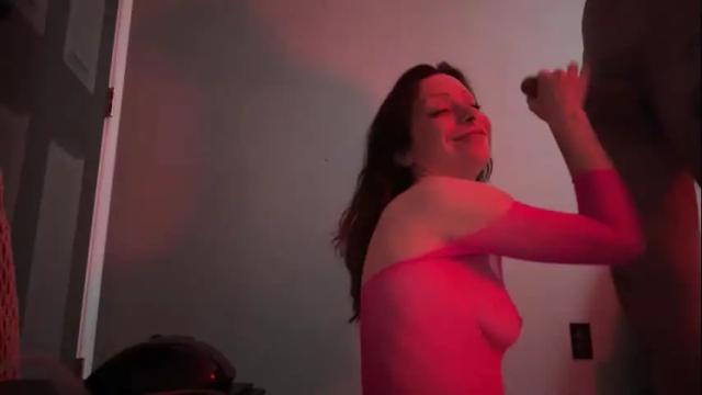 Image 2 of skyesuzu Stream on Chaturbate on 2 months ago