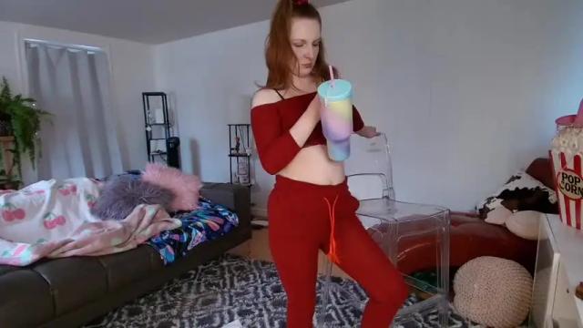 Image 2 of skyewatson Stream on Chaturbate on 3 months ago
