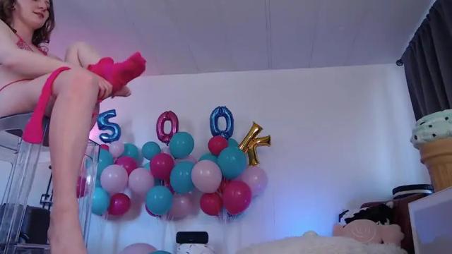 Image 3 of skyewatson Stream on Chaturbate on 1 month ago