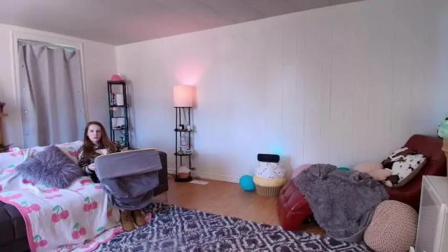 Image 2 of skyewatson Stream on Chaturbate on 24 days ago