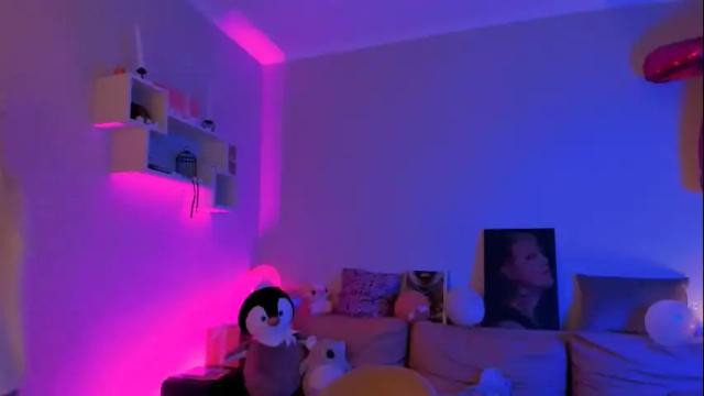 Image 12 of skyewavy Stream on Chaturbate on 1 month ago