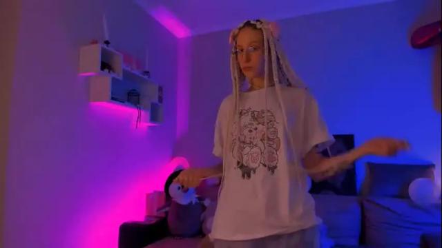 Thumbnail 3, skyewavy's Stream at Chaturbate, 1 month ago