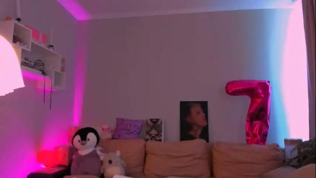 Image 10 of skyewavy Stream on Chaturbate on 3 months ago