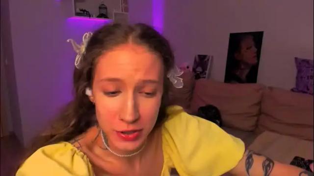Image 3 of skyewavy Stream on Chaturbate on 10 days ago