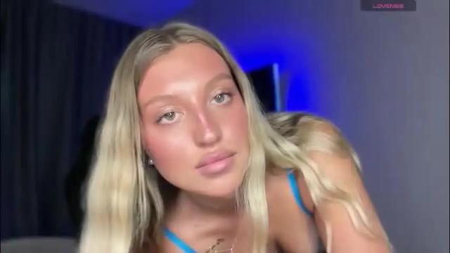 Image 10 of skyffi Stream on Chaturbate on 1 month ago