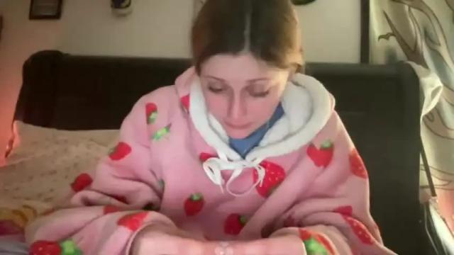 Thumbnail 3, skylarfernbabe's Stream at Chaturbate, 15 months ago