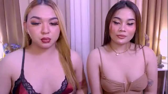 Image 3 of skylarvox_ Stream on Chaturbate on 1 month ago