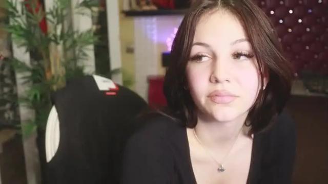 Image 2 of skyler_18 Stream on Chaturbate on 15 months ago