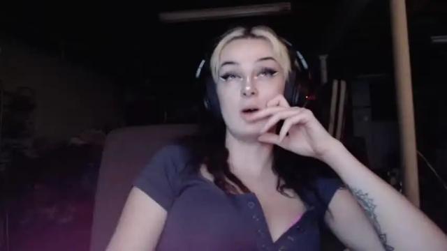 Image 3 of skylerkayy Stream on Chaturbate on 15 months ago