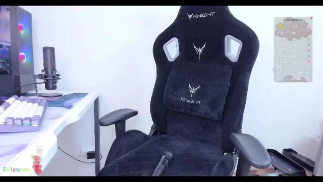 Image 6 of skyqueeni Stream on Chaturbate on 1 month ago